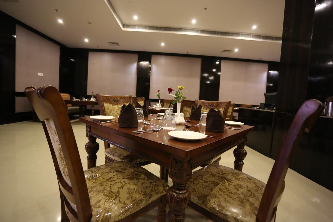 Kamlesh Continental Hotel Angul Exterior foto